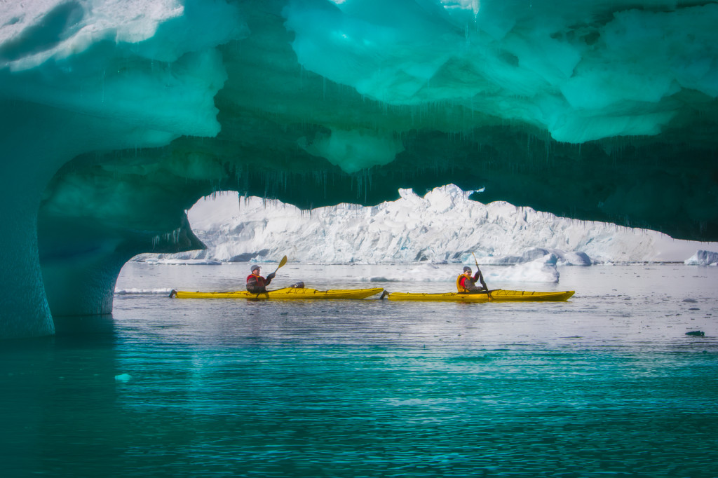 kayaking-antarctica