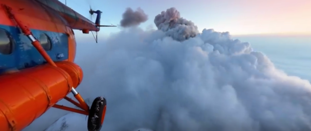 National Geographic 360 Video Klyuchevskoy Volcano Russia 1
