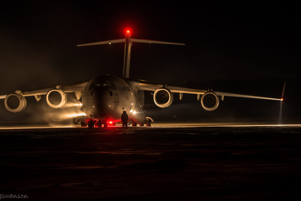 June 8th 2016 the C-17 arrived with cargo, fresh fruits, veggies, mail and some people. Temps were in the -40f ambient with some mild winds.
